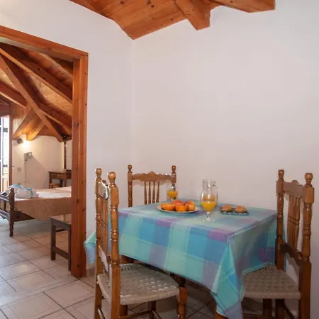 Apartment Arpyia *