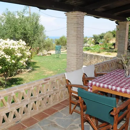 Apartment Arpyia *